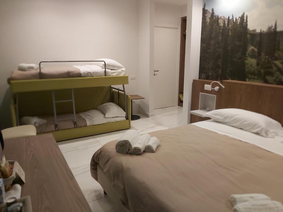 Le 2 Gravine Hotel Matera Luaran gambar