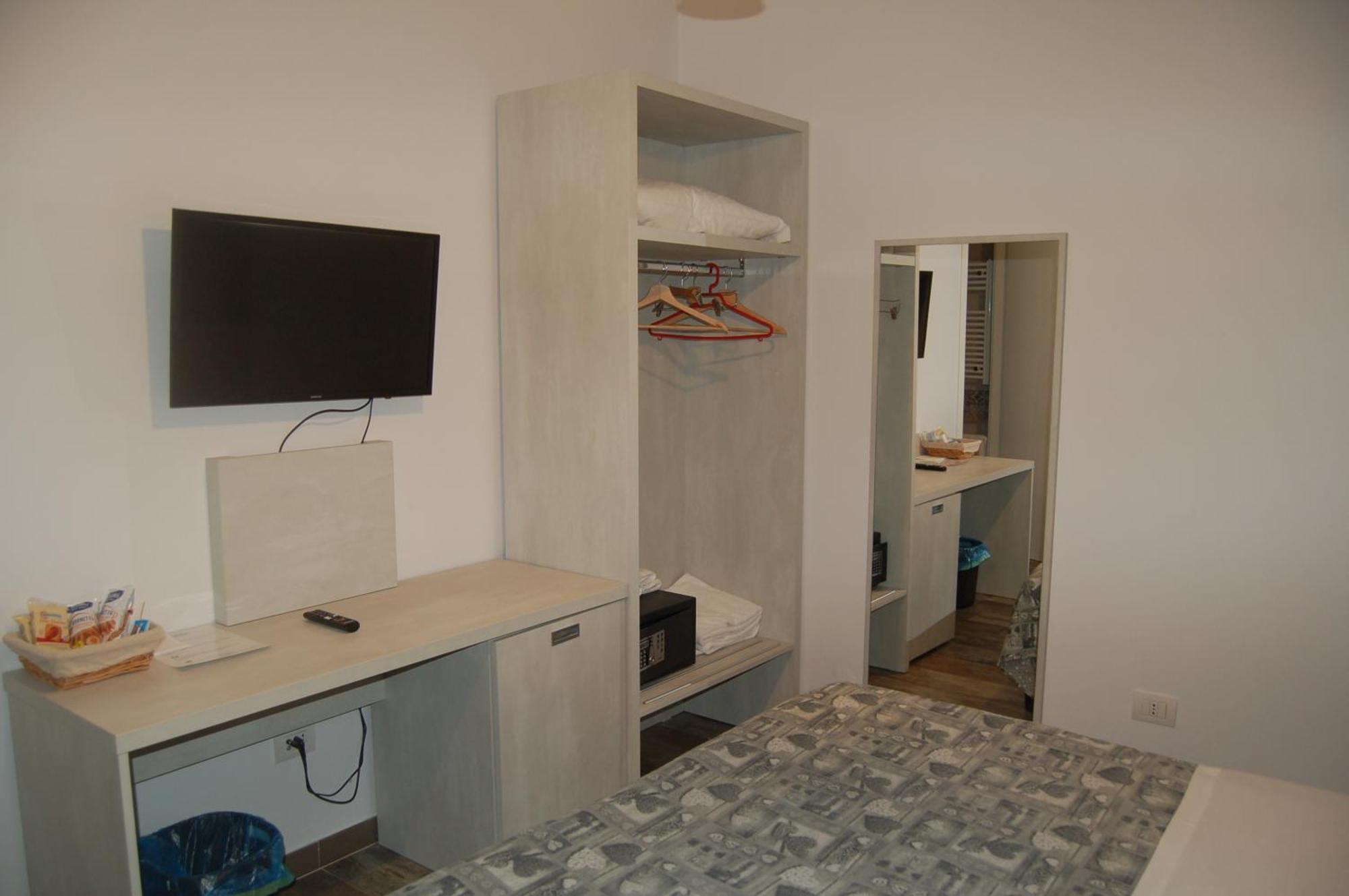 Le 2 Gravine Hotel Matera Luaran gambar