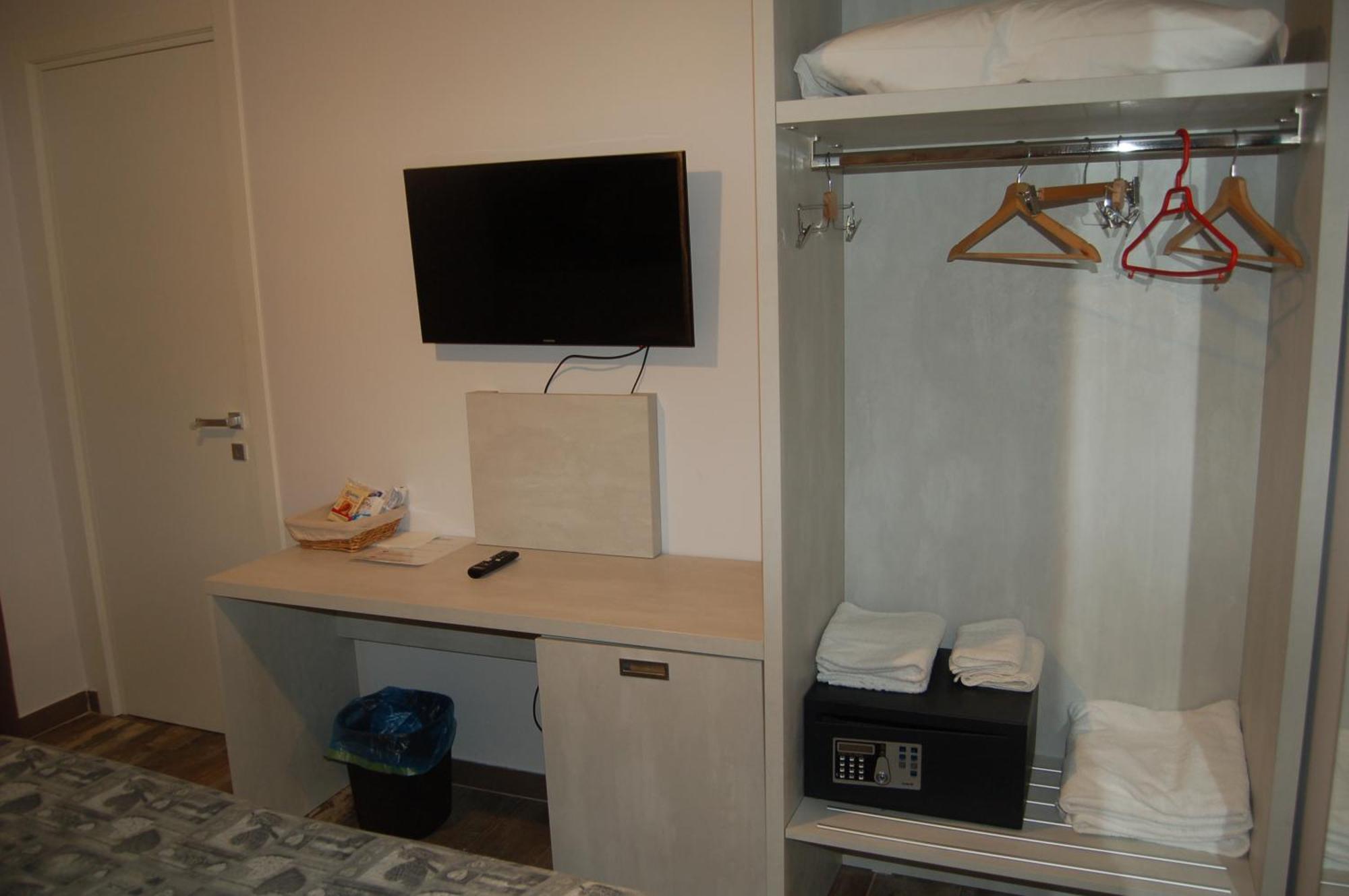 Le 2 Gravine Hotel Matera Luaran gambar